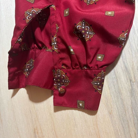 Vintage 80’s Koret Red Patterened Blouse with Bow-Tie Neckline - Picture 8 of 9